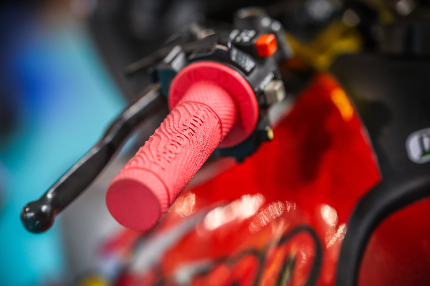 MANOFLEX HANDGRIPS HONDA DOMINATOR 650 ALL MODEL YEARS